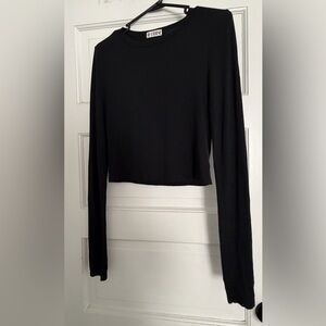 Eterne Classic Black Long Sleeve Top